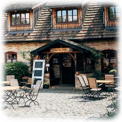 Gartenmöbel im Set - klassisch Robinie