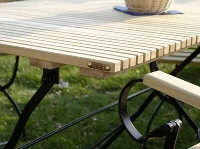 ITER® Gartentisch Robinienholz klappbar ITER® Gartentisch Robinienholz klappbar